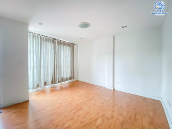 *****ทาวน์โฮมมือสองย่านกรุงเทพฯ ม.นาราวัลย์ ทาวน์ เพชรเกษม 63 เนื้อที่ 20.5 ตร.ว. ฟังก์ชันจัดเต็มถึง 3 ห้องนอน 3 ห้องน้ำ 2 ที่จอดรถ แถมฟรี! 2 เครื่องปรับอากาศ 1 เครื่องทำน้ำอุ่น 2 เครื่องดูดควัน บนทำเลดี ใกล้รถไฟฟ้าสายสีน้ำเงิน "สถานีหลักสอง" และใกล้ทางด่วน "พระราม2"